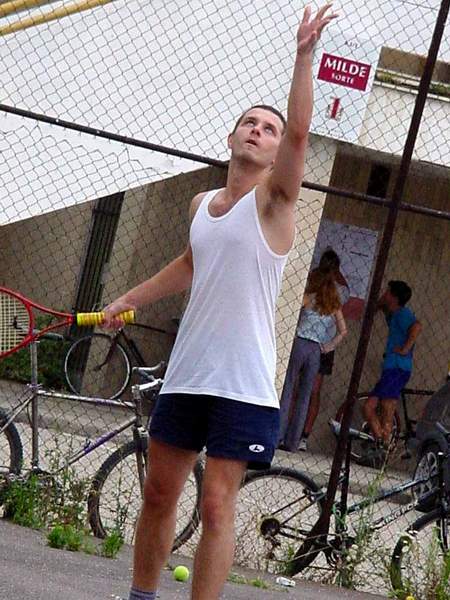 ATTS_2002_7.JPG (57921 bytes)