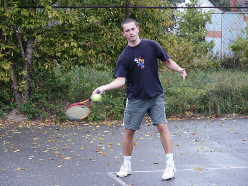 HVCHALLENGER_2002_2.JPG (80736 bytes)
