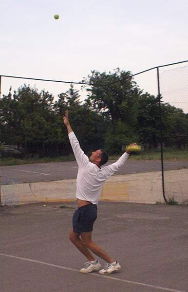 ZLATY_SET_2002_14.JPG (25472 bytes)
