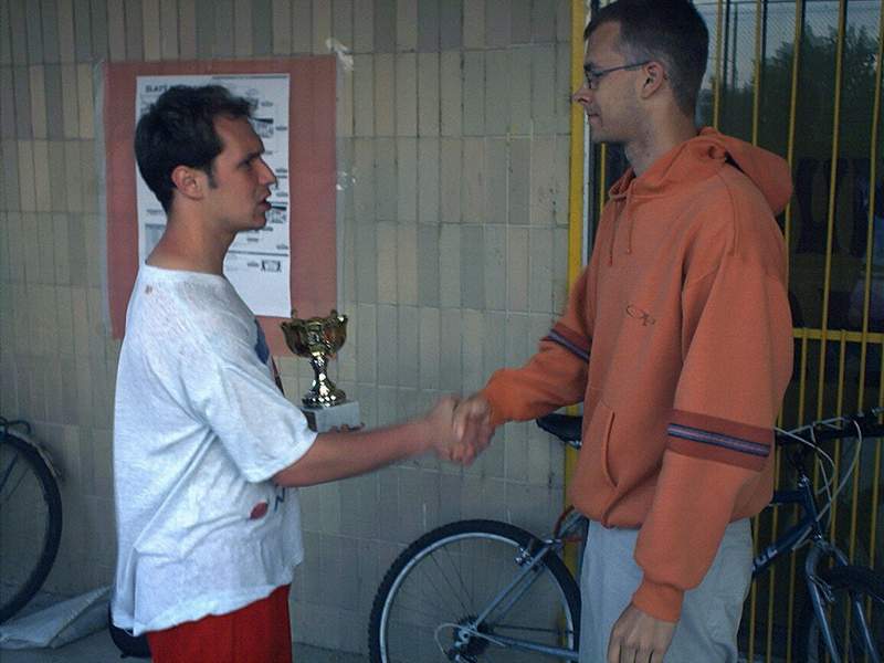 ZLATY_SET_2002_20.JPG (50656 bytes)